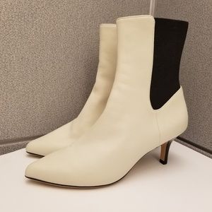 🎉New Joie Rali Kitten Heel minimalist ivory Boots